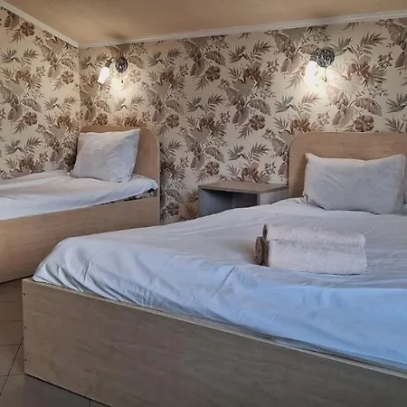 Hotel Lisova - лісова готельня і сауна *